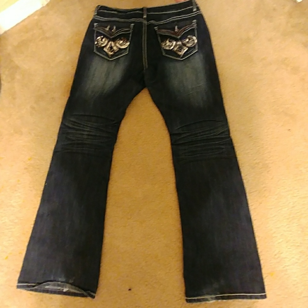 Excellent, barely worn condition. - Picture 2 of 2